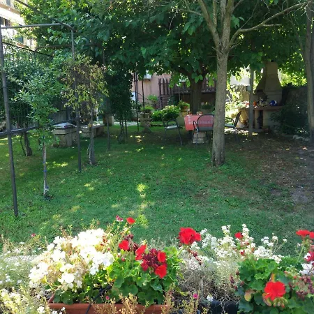 Up To - Panorama