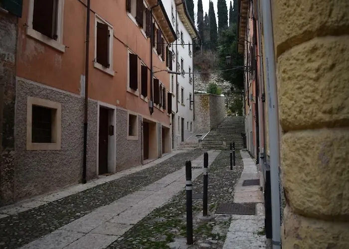 Up To - Panorama